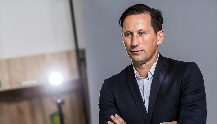 韩鹏转正后启用U23新星冲击双冠